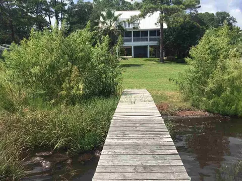 2262 Hwy 98, Carrabelle, FL 32322 photo 1