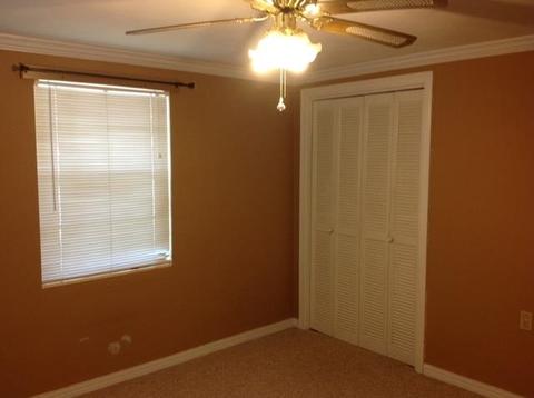 416 Elm St, Perry, FL 32347 photo 5
