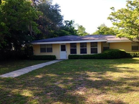 416 Elm St, Perry, FL 32347 photo 1