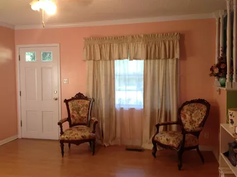 604 W Main St, Perry, FL 32347 photo 9