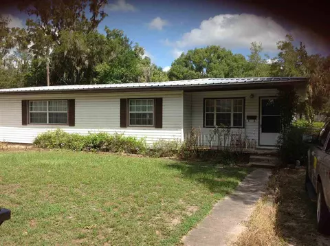 604 W Main St, Perry, FL 32347 photo 1
