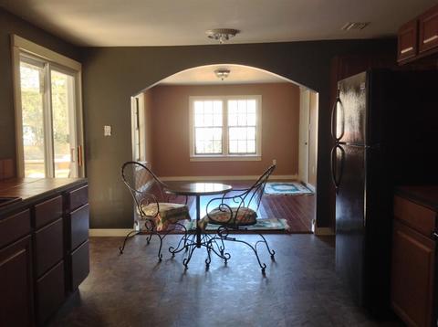303 W Cedar St, Perry, FL 32347 photo 10
