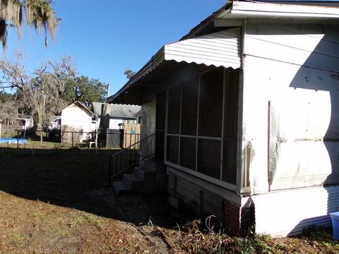 682 SW Range Ave, Madison, FL 32340 photo 9