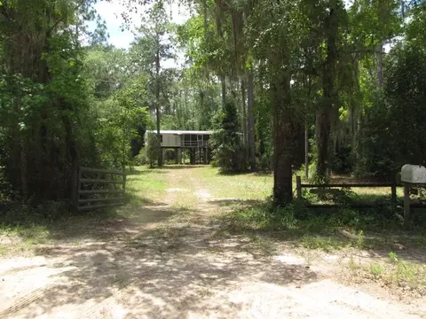 352 NE Timber River Loop, Lee, FL 32059 photo 1