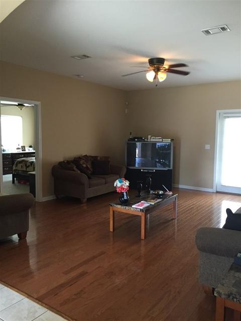 93 Sand Pine Cir, Midway, FL 32343 photo 2