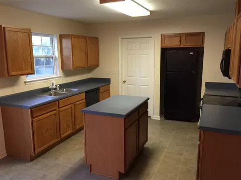 58 Vencent Dr, Midway, FL 32333 photo 2
