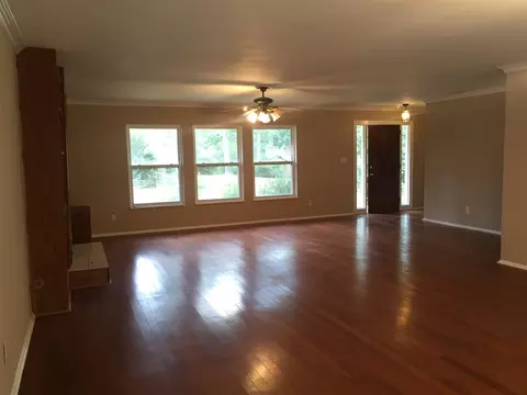 809 Devon Dr, Tallahassee, FL 32308 photo 2