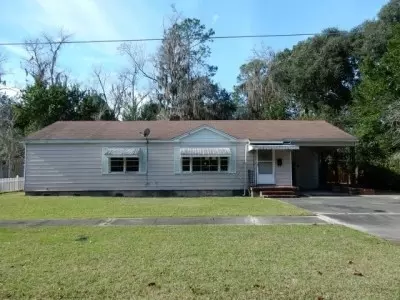 1221 N Parkview St, Perry, FL 32347 photo 1