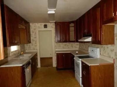 1221 N Parkview St, Perry, FL 32347 photo 6