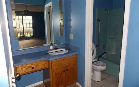 502 W Main St, Perry, FL 32347 photo 5