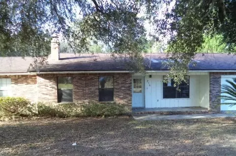 216 Forest Cir, Perry, FL 32348 photo 1