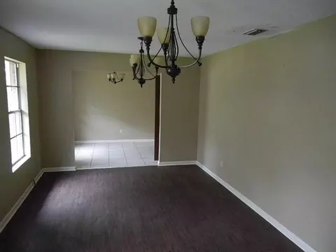 1181 Pinecrest St, Perry, FL 32347 photo 9