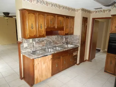 1181 Pinecrest St, Perry, FL 32347 photo 14