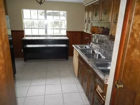 1181 Pinecrest St, Perry, FL 32347 photo 13
