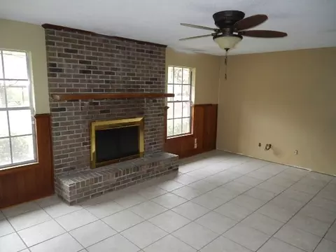 1181 Pinecrest St, Perry, FL 32347 photo 18