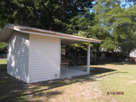 818 E Cherry St, Perry, FL 32347 photo 23