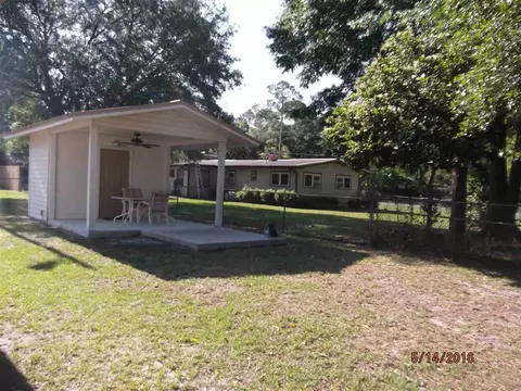 818 E Cherry St, Perry, FL 32347 photo 22