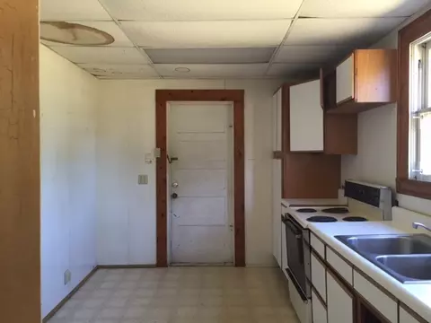 36 E 8th St, Greensboro, FL 32330 photo 4