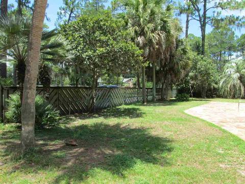 417 Plantation Rd, Perry, FL 32348 photo 2