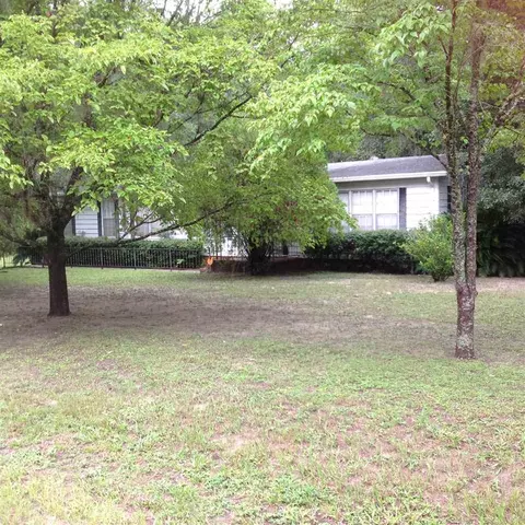 306 E Pace Dr, Perry, FL 32347 photo 3