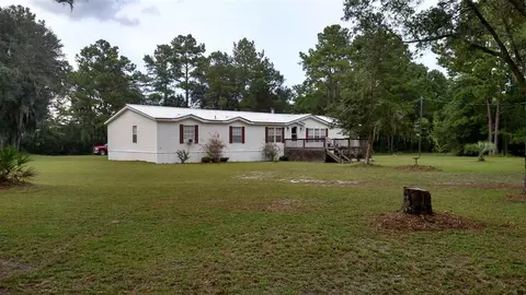 4889 Webster St, Perry, FL 32347 photo 2
