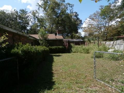 1010 E Margurite St, Perry, FL 32347 photo 7