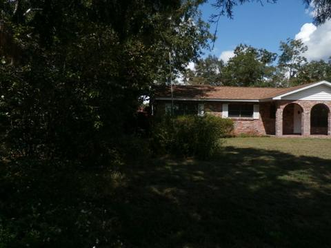 1010 E Margurite St, Perry, FL 32347 photo 5