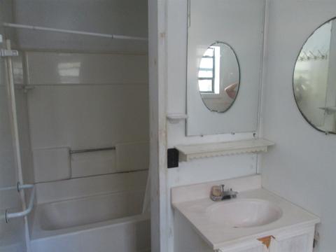 614 N Calhoun St, Perry, FL 32347 photo 8