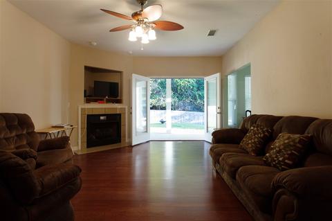 920 Rustling Pines Blvd, Midway, FL 32343 photo 6