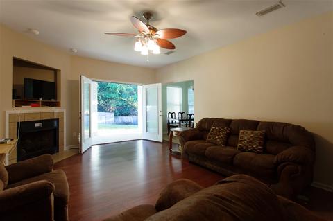 920 Rustling Pines Blvd, Midway, FL 32343 photo 7