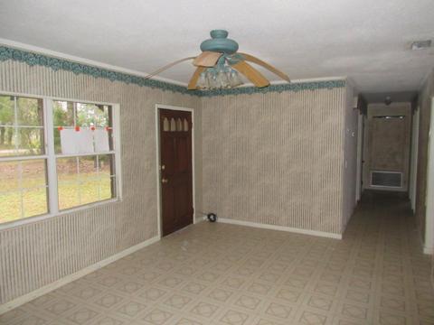1313 Pinecrest St, Perry, FL 32347 photo 8