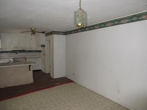 1313 Pinecrest St, Perry, FL 32347 photo 9