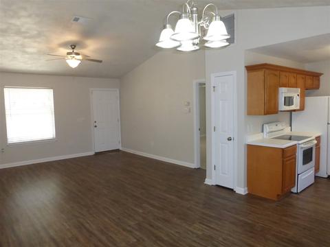 222 Sand Pine Cir, Midway, FL 32343 photo 5