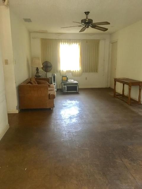 111 S Hendry Ave, Perry, FL 32347 photo 10