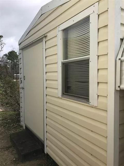 17426 Royal Oak Dr, Perry, FL 32348 photo 2