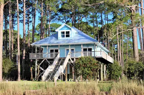 2872 Hwy 98 E Hwy, Carrabelle, FL 32322 photo 4