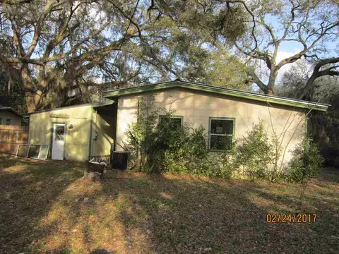 205 Cypress St, Perry, FL 32348 photo 5