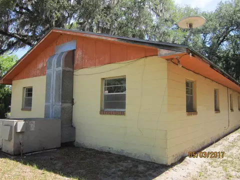 107 Monroe St, Perry, FL 32347 photo 4