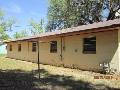 107 Monroe St, Perry, FL 32347 photo 3