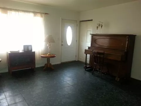 826 E Cherry St, Perry, FL 32347 photo 7