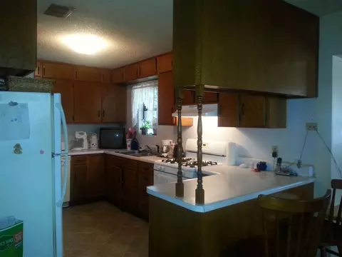 826 E Cherry St, Perry, FL 32347 photo 11