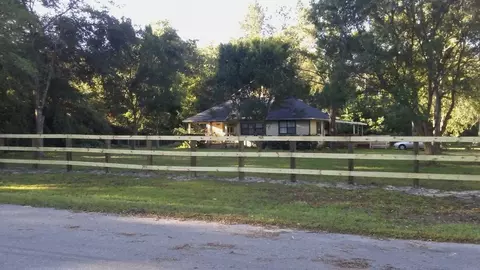 1500 Holley Dr, Perry, FL 32347 photo 1