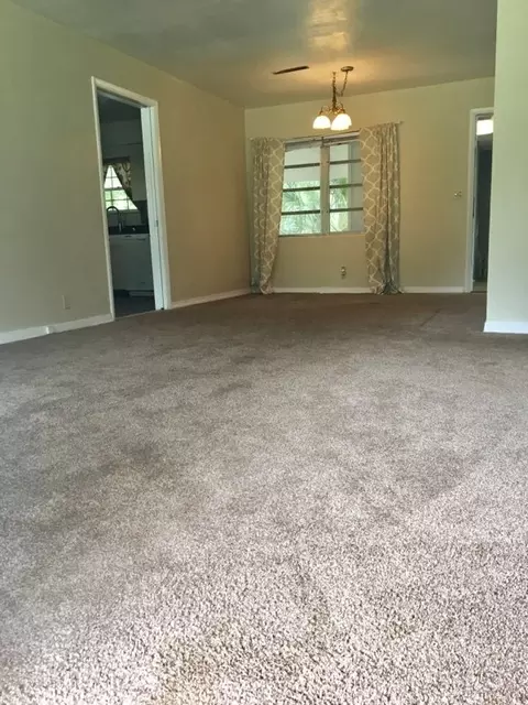 708 E Margurite St, Perry, FL 32347 photo 11