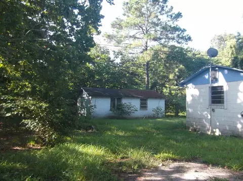 107 E Jane Ave, Perry, FL 32347 photo 2