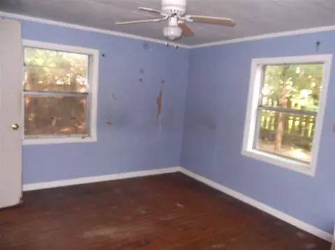 107 E Jane Ave, Perry, FL 32347 photo 5