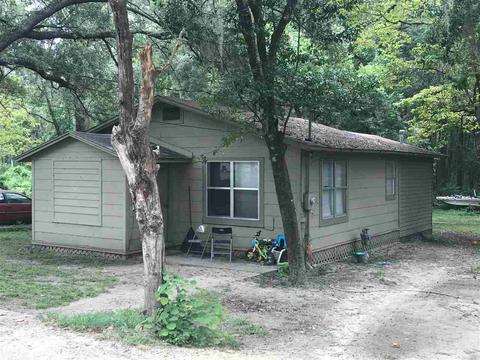 1102 N Washington St, Perry, FL 32347 photo 2