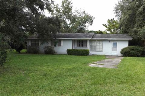 422 E Ash St, Perry, FL 32347 photo 1