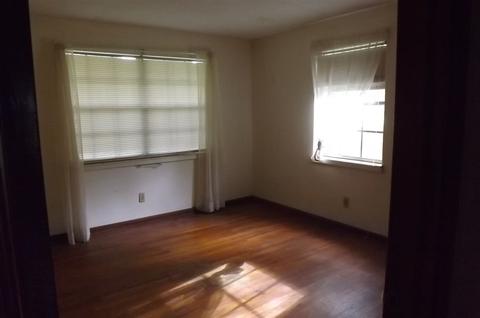 422 E Ash St, Perry, FL 32347 photo 7