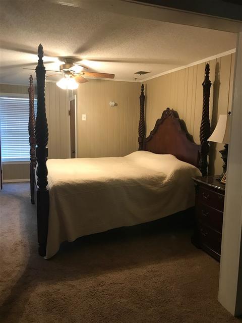 704 E Leon St, Perry, FL 32347 photo 21