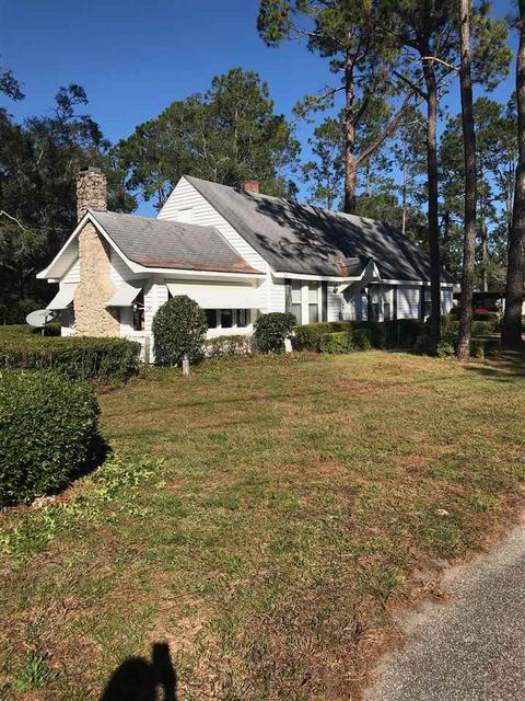704 E Leon St, Perry, FL 32347 photo 4